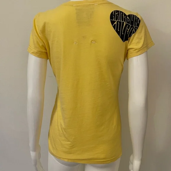 Harajuku Lovers Yellow Graphic Tee Vintage 2000 - Picture 7 of 12
